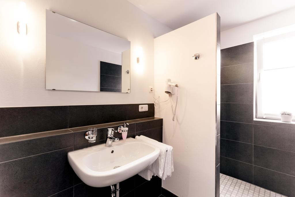 Meyers Isenbüttel Quarto foto